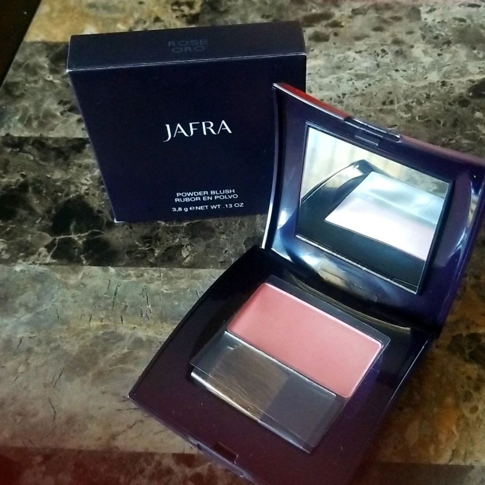 Jafra powder blush Rose Oro